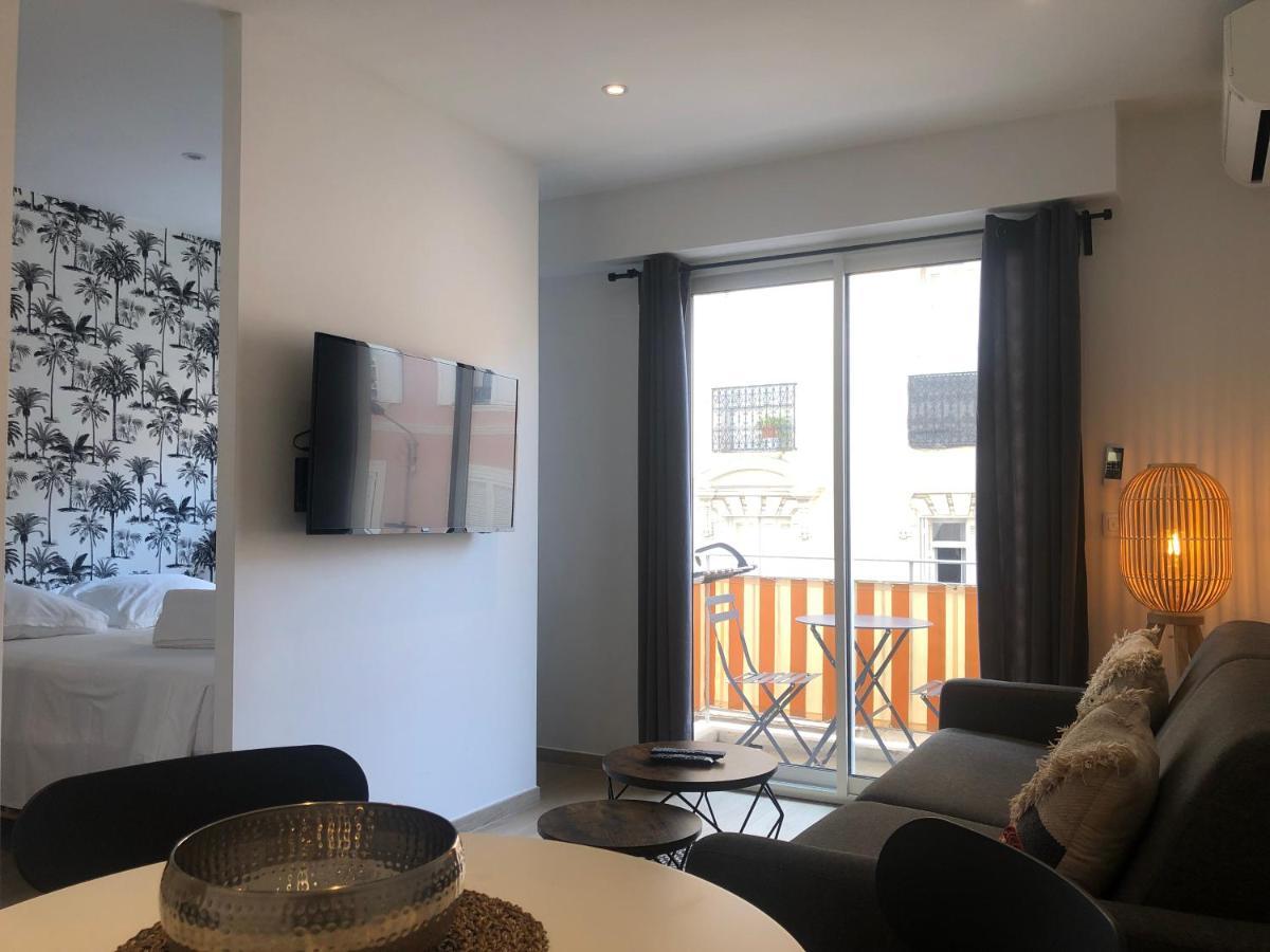 C001-beau Neuf Situe Au Centre
