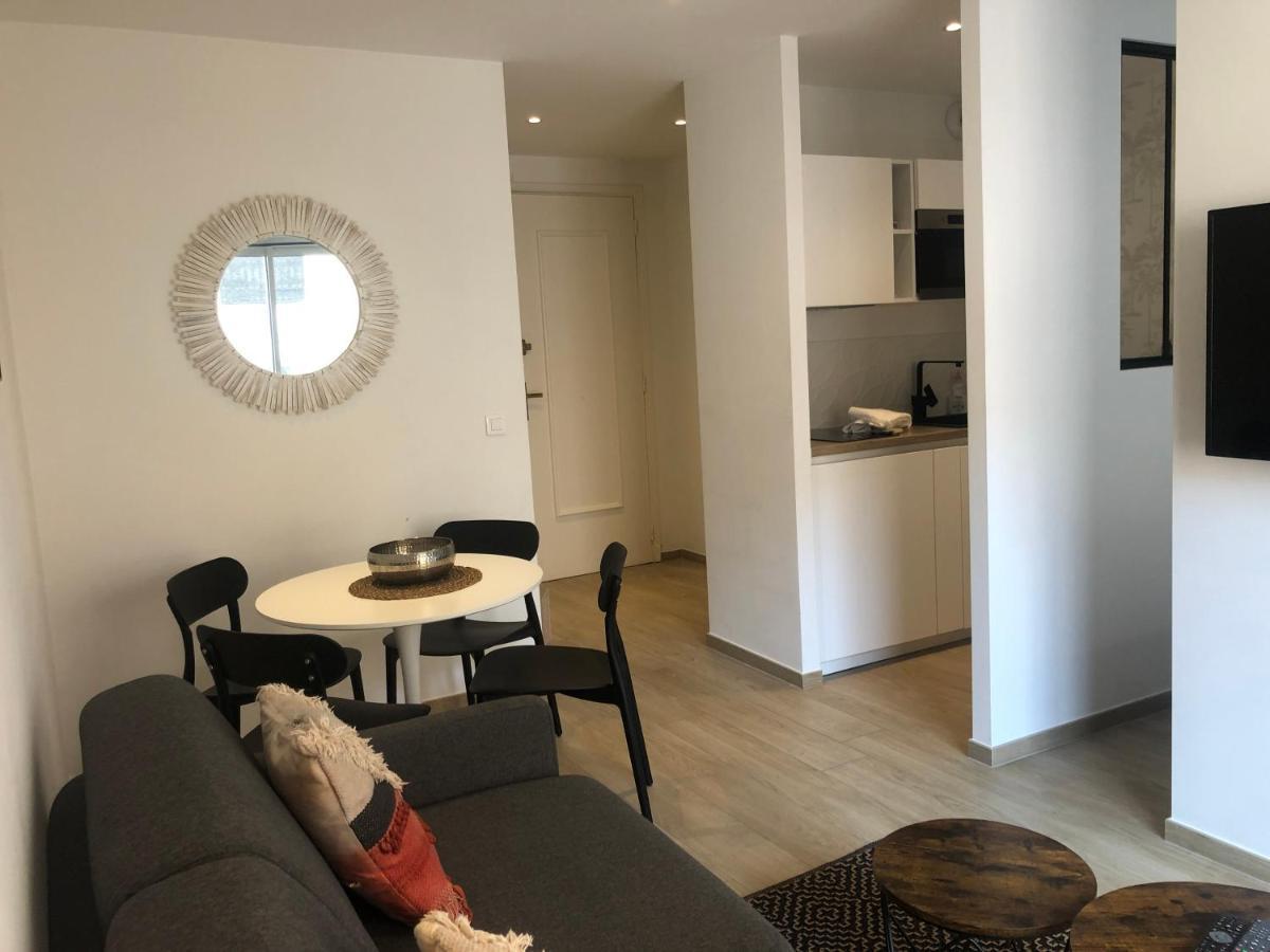 C001-beau Neuf Situe Au Centre Cannes
